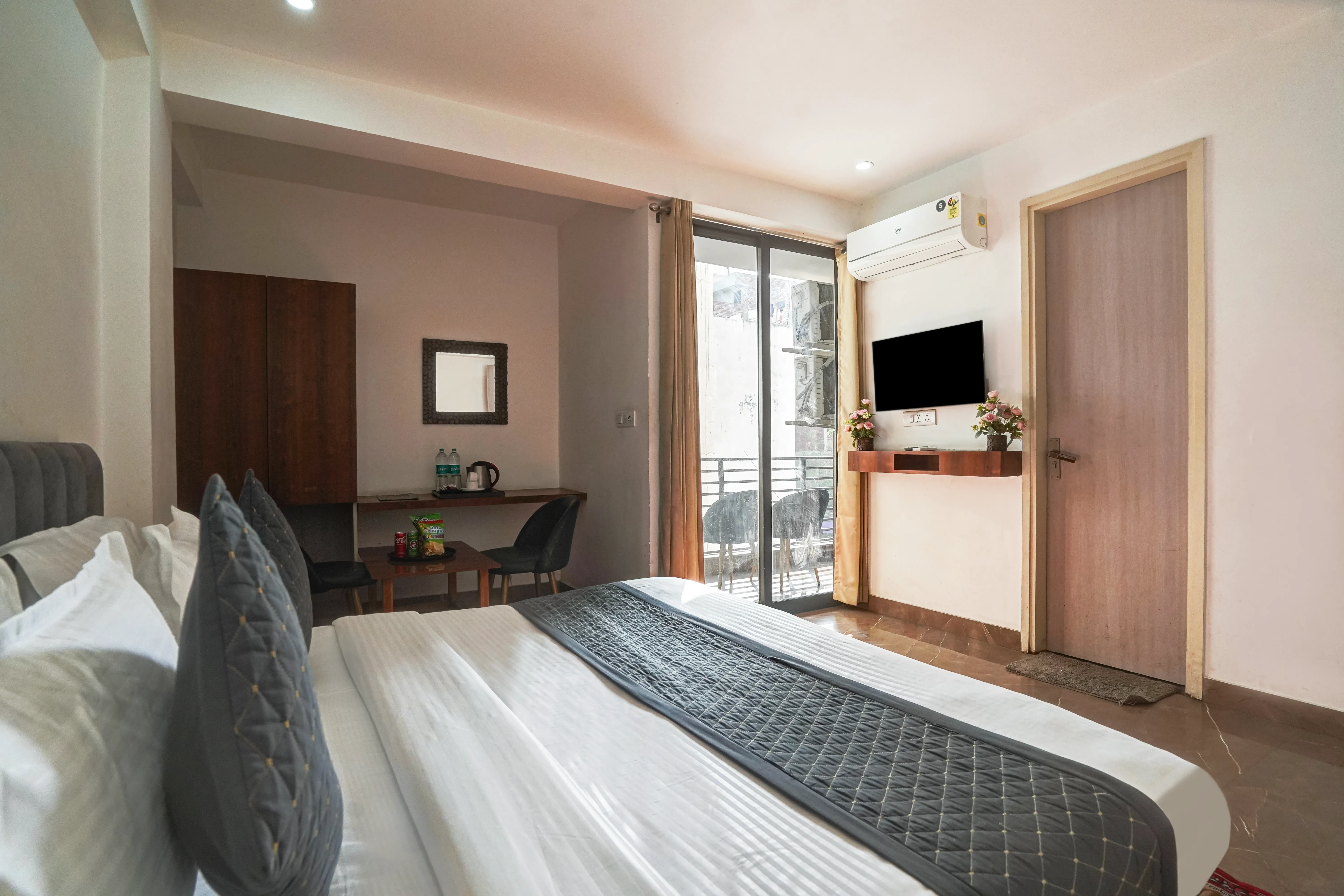 Breeze Heights Lobby